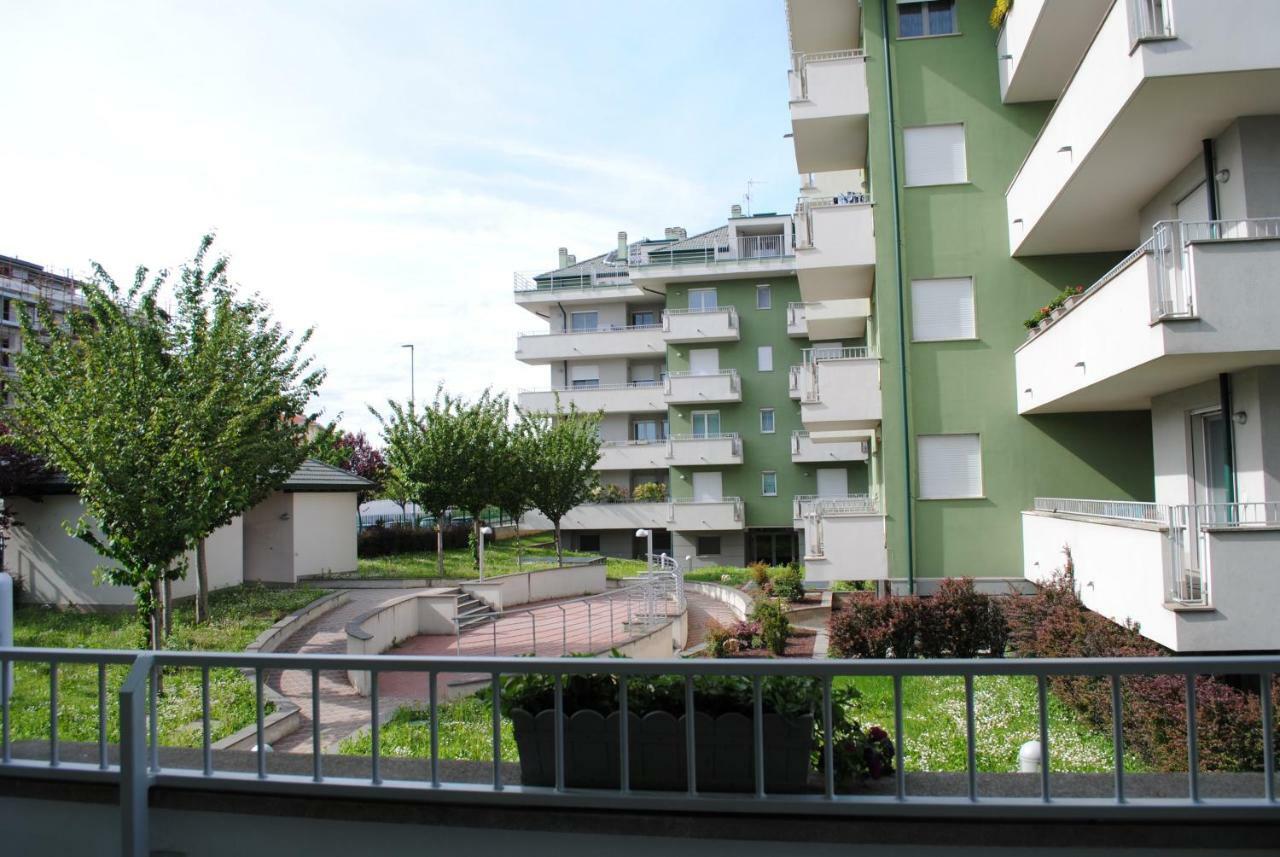 Bnbook - Metropolitan Expo Flat Rho Exterior foto